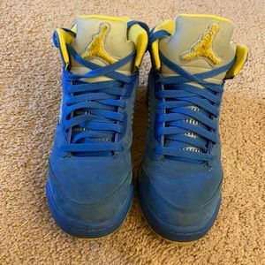 Golden state warrior Jordan’s , good condition.